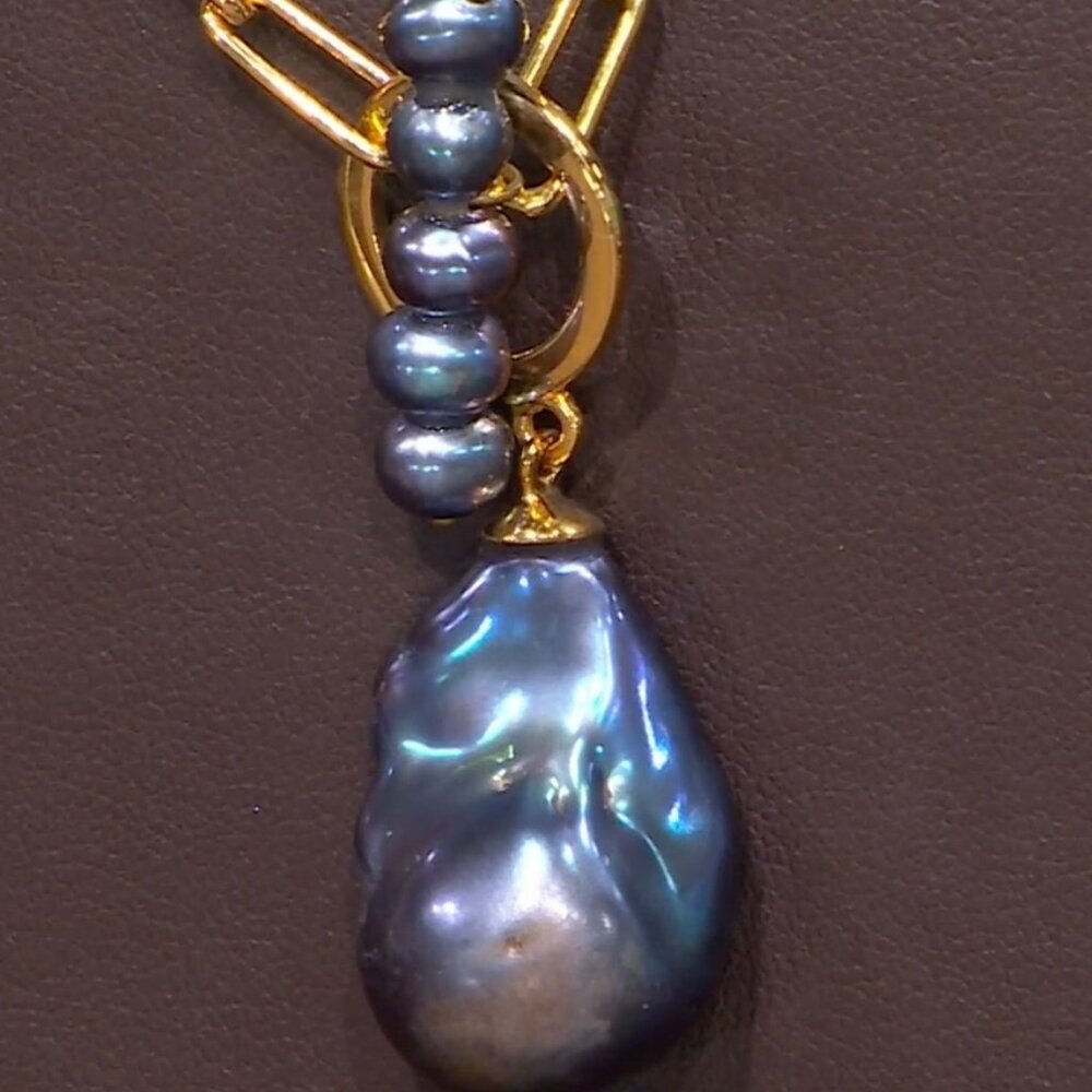 Rarities Carol Brodie 201/4" Gold Plated Pearl Toggle Drop Necklace BLACK nwt - Picture 4 of 14